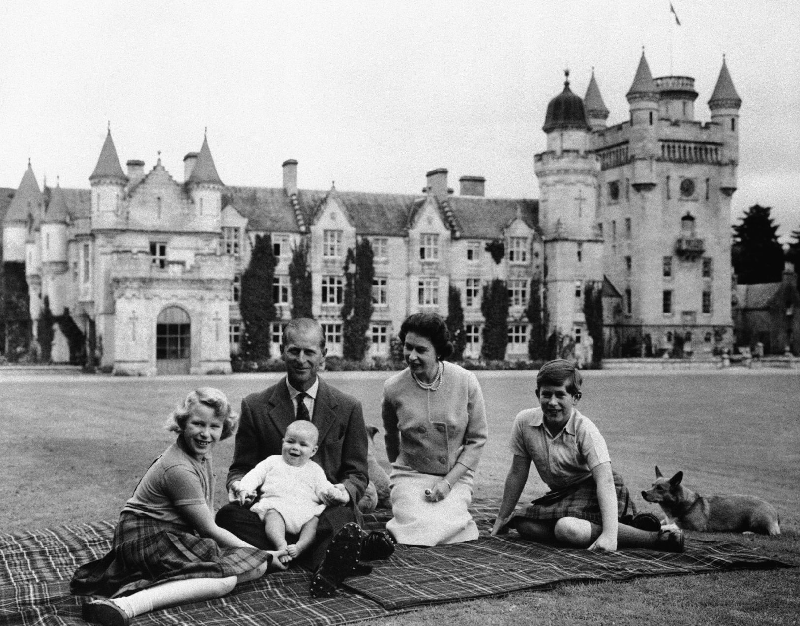 1960: Royal family